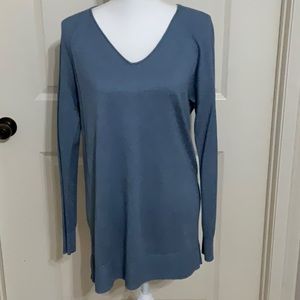 Loft Periwinkle Tunic Sweater NWT Size Medium
